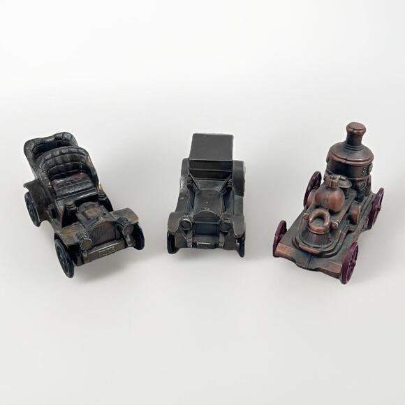 Lot Of 3 Vintage Banthrico Steam Train, Chevy, Oldsmobile Metal Coin Banks - Picture 1 of 13